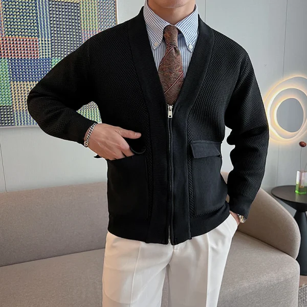 Light Luxury Men's V-Neck Cardigan Jacket Casual Oversized Sweater for Autumn Season - Image 2