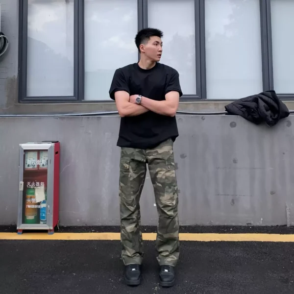 Men's Camouflage Cotton Pants Baggy Patched Bellow Pocket Zipper Fly Design Casual Mid-Waist Lightweight Pant for Men - Image 2
