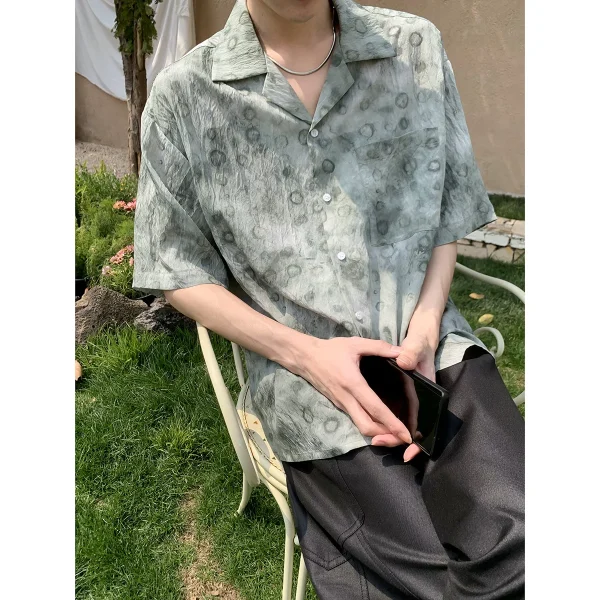 2025  Casual Loose Floral Shirt for Men Mint Green Wave Pattern with Single Breasted Closure Short-Sleeved T-Shirt for Men - Image 3