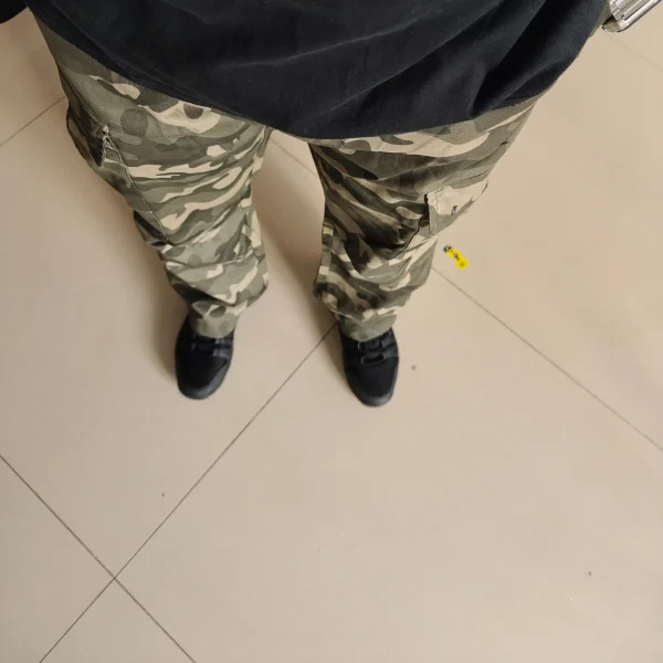 Men's Camouflage Cotton Pants Baggy Patched Bellow Pocket Zipper Fly Design Casual Mid-Waist Lightweight Pant for Men - Image 6