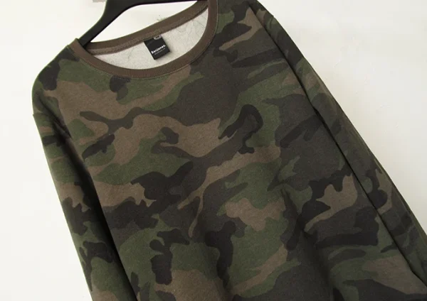 American European Men's T-Shirt Long Sleeve  Oversized  Camouflage Sweatwear for Men - Image 3